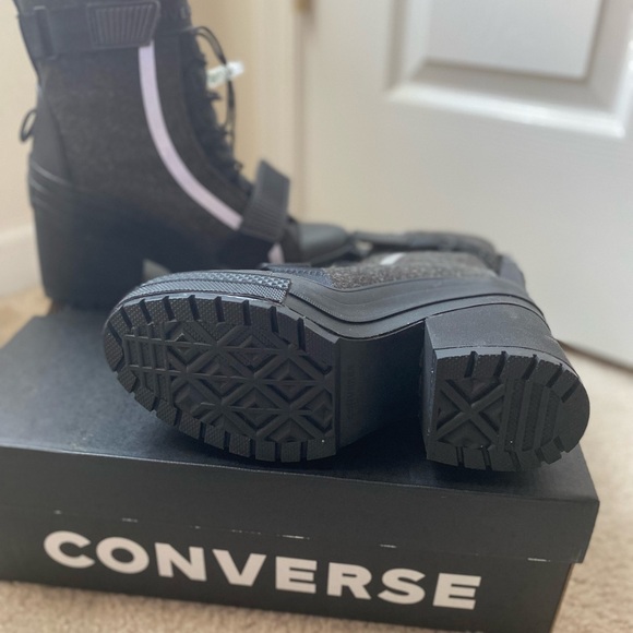 Chunkyover the ankle boot - Picture 2 of 3